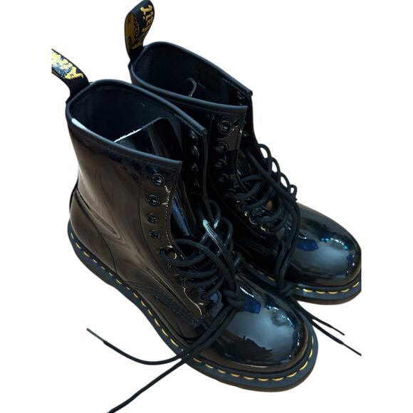Dr. Martens 1460 Women's US 7 Black Shiny Patent Leather 8-Eye Combat Boots - Picture 5 of 11